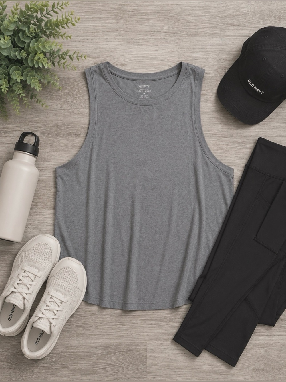 Old Navy Active Cloud 94 Soft Gray Tank Top | Go-Dry Athletic Workout Top